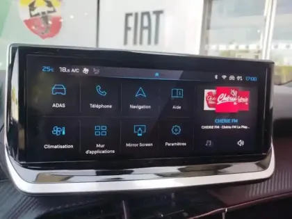 Photo 13 Peugeot 2008  1.2 Hybrid 136ch Allure e-DCS6