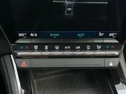 Photo 14 Renault Austral  1.2 E-Tech full hybrid 200ch Techno esprit Alpine - 24