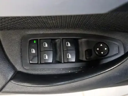 Photo 14 BMW X1  sDrive18iA 136ch Business Design DKG7