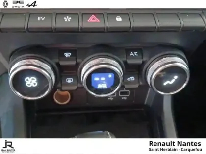Photo 11 Renault Arkana  1.6 E-Tech 145ch Intens -21B