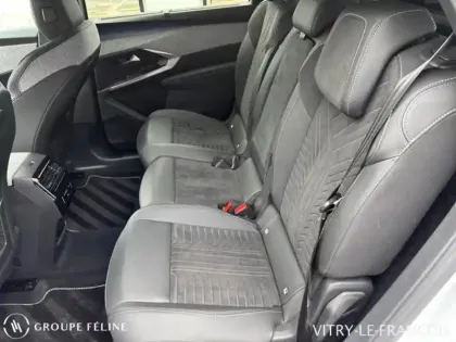 Photo 9 Peugeot 5008  Hybrid 145ch GT e-DCS6