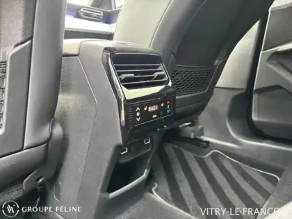 Photo 13 Peugeot 5008  Hybrid 145ch GT e-DCS6