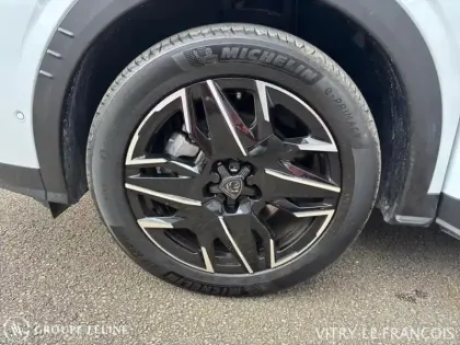 Photo 10 Peugeot 5008  Hybrid 145ch GT e-DCS6