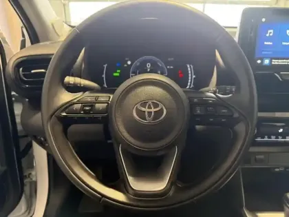 Photo 11 Toyota Yaris  Cross 116h Dynamic MY25