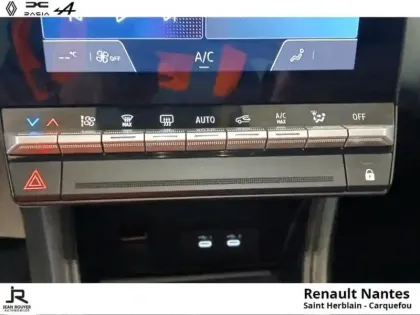 Photo 11 Renault Captur  1.6 E-Tech hybride 145ch Techno