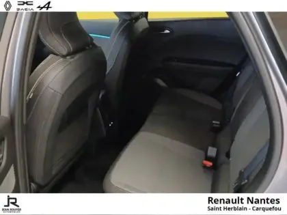 Photo 13 Renault Captur  1.6 E-Tech hybride 145ch Techno