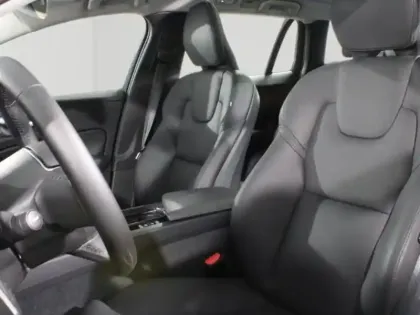 Photo 9 Volvo V60  B4 197ch Ultra Style Dark DCT 7