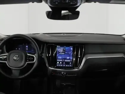 Photo 10 Volvo V60  B4 197ch Ultra Style Dark DCT 7
