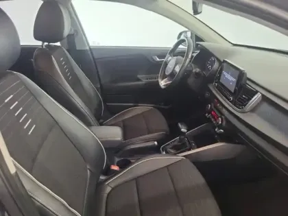 Photo 9 Kia Rio  1.0 T-GDI 120ch MHEV GT-Line Premium DCT7
