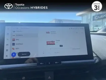 Photo 14 Toyota C-HR  2.0 Hybride 200ch Design NG23