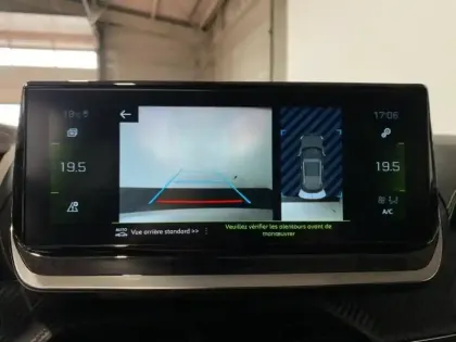 Photo 8 Peugeot 2008  1.2 130 S&S GT EAT8 LED GPS Camera