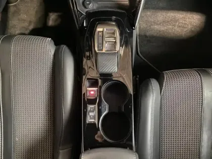 Photo 10 Peugeot 2008  1.2 130 S&S GT EAT8 LED GPS Camera