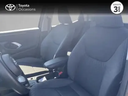 Photo 10 Toyota Yaris  116h Dynamic 5p MC24