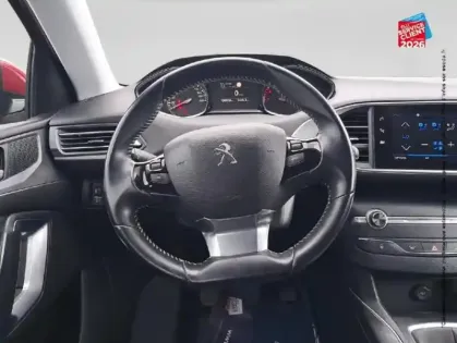 Photo 11 Peugeot 308  1.2 PureTech 110ch E6.3 S&S Allure
