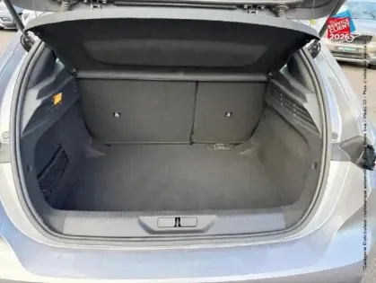 Photo 13 Peugeot 308  1.5 BlueHDi 130ch S&S Active Pack EAT8