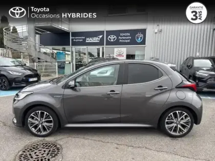 Photo 12 Toyota Yaris  116h Iconic 5p Pack Techno