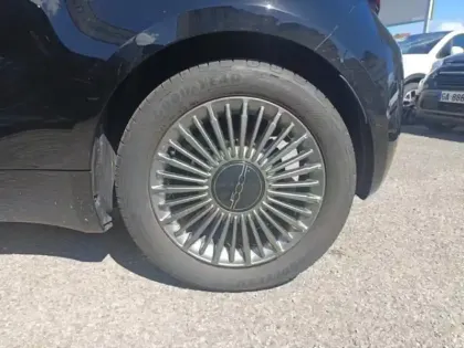 Photo 10 Fiat 500  e 118ch Icône