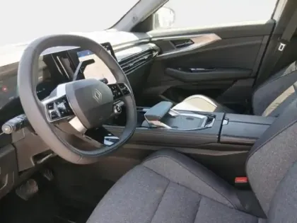 Photo 13 Renault Austral  1.2 E-Tech full hybrid 200ch Techno - 25