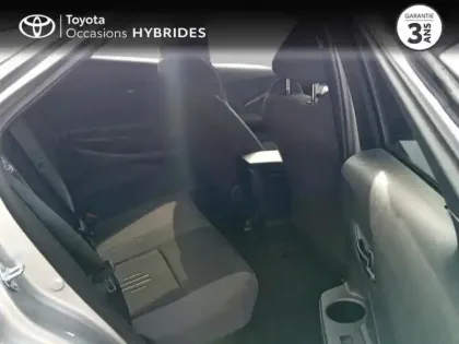 Photo 6 Toyota C-HR  2.0 Hybride 200ch Design MY25