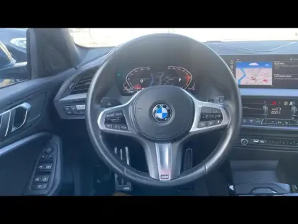 Photo 11 BMW Serie 1 Série 1 118iA 136ch M Sport DKG7