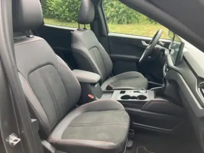 Photo 10 Ford Kuga  2.5 Duratec 180ch Hybrid FlexiFuel ST-Line X Powershift