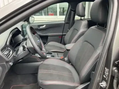 Photo 9 Ford Kuga  2.5 Duratec 180ch Hybrid FlexiFuel ST-Line X Powershift