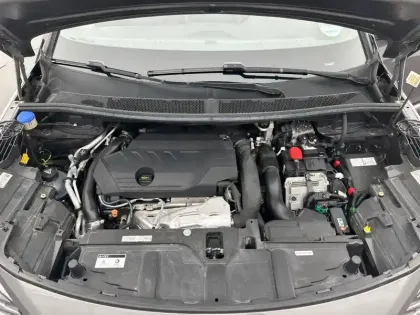 Photo 58 Peugeot 3008  Hybrid 225 e-EAT8