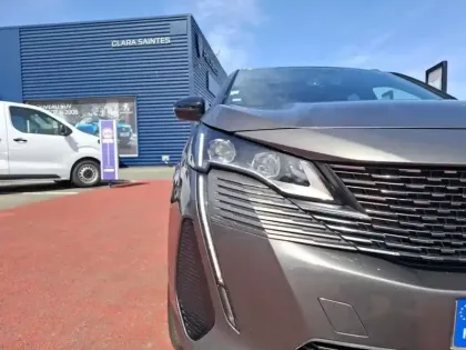 Photo 15 Peugeot 3008  Hybrid 225 e-EAT8