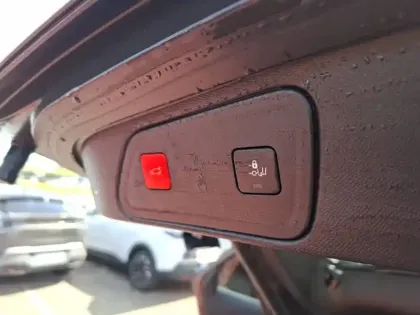 Photo 19 Peugeot 3008  Hybrid 225 e-EAT8