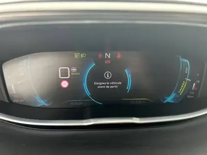 Photo 40 Peugeot 3008  Hybrid 225 e-EAT8