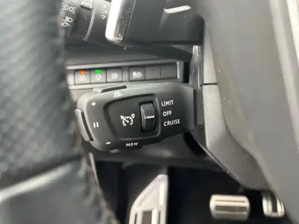 Photo 49 Peugeot 3008  Hybrid 225 e-EAT8
