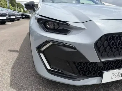 Photo 19 Renault Clio  E-Tech full hybrid 160 ch