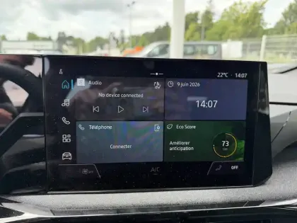 Photo 10 Renault Clio  E-Tech full hybrid 160 ch