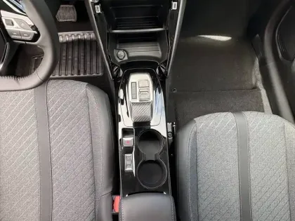 Photo 8 Peugeot 208  Electrique 156ch 54 kWh