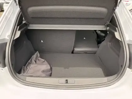 Photo 21 Peugeot 208  Electrique 156ch 54 kWh