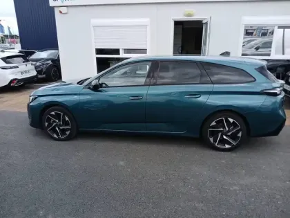 Photo 7 Peugeot 308  SW BlueHDi 130ch S&S EAT8