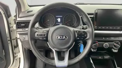 Photo 15 Kia Stonic  1.0 T-GDi 100 ch MHEV iBVM6