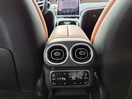 Photo 10 Mercedes GLC  Coupe 300 de 9G-Tronic 4Matic