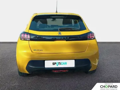 Photo 5 Peugeot 208  Electrique 50 kWh 136ch