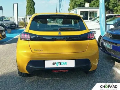 Photo 28 Peugeot 208  Electrique 50 kWh 136ch