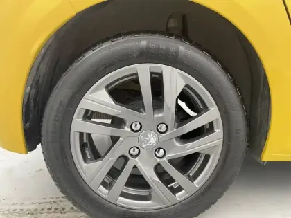 Photo 42 Peugeot 208  PureTech 75 S&S BVM5
