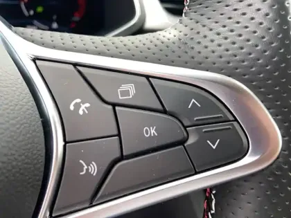 Photo 22 Renault Captur  mild hybrid 140