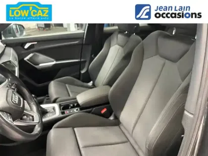 Photo 11 Audi Q3  35 TFSI 150 ch S tronic 7
