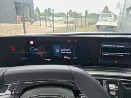 Photo 9 Peugeot 3008  Hybrid 136 e-DCS6