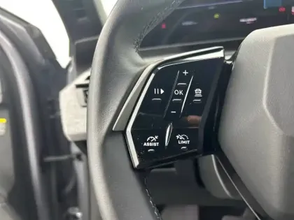 Photo 38 Peugeot 3008  Hybrid 136 e-DCS6