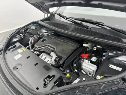 Photo 34 Peugeot 3008  Hybrid 136 e-DCS6