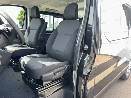 Photo 8 Renault Trafic  FG BLUE DCI 150 L2H2 3T GSR2