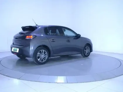 Photo 24 Peugeot 208  PureTech 100 S&S EAT8