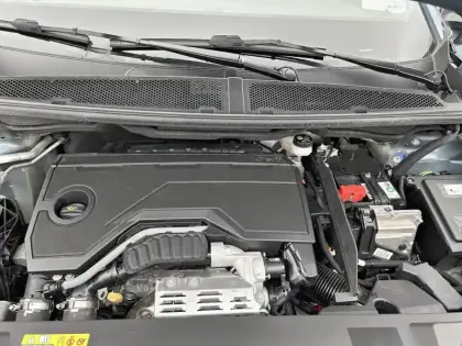 Photo 58 Peugeot 3008  Hybrid 145 e-DCS6