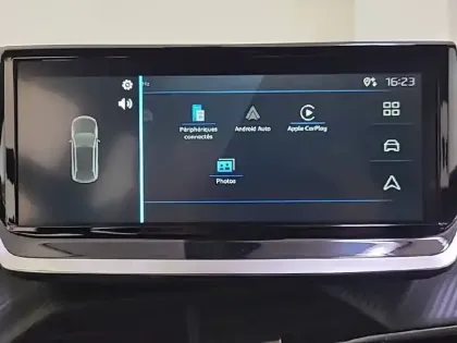 Photo 31 Peugeot 2008  PureTech 100 S&S BVM6